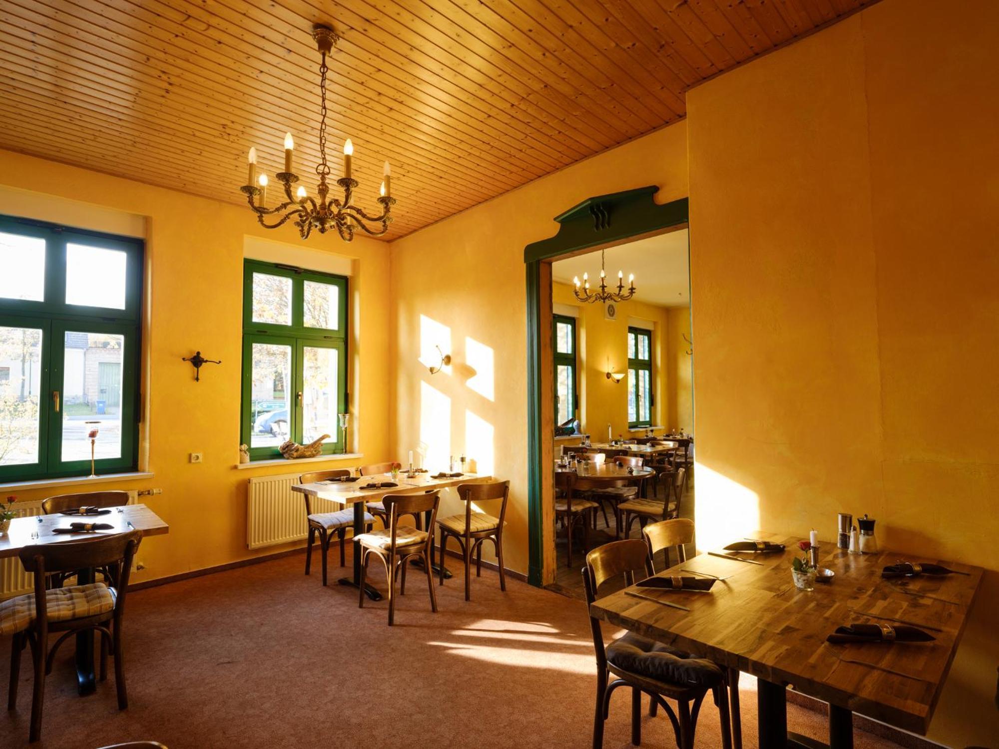 Landgasthof Rieben Beelitz Exteriör bild